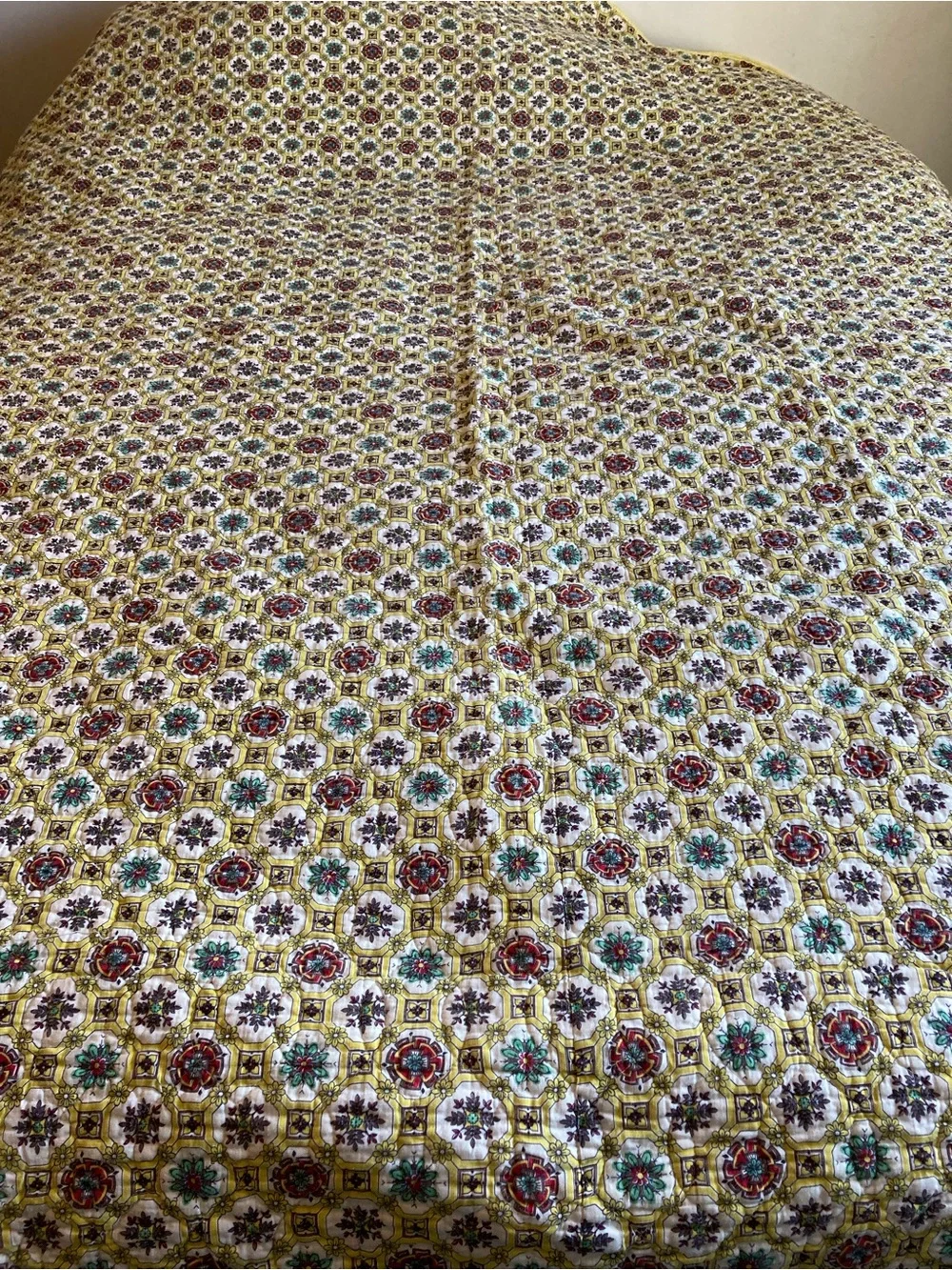 Vintage Olde Kentucky “Cheater Quilt”